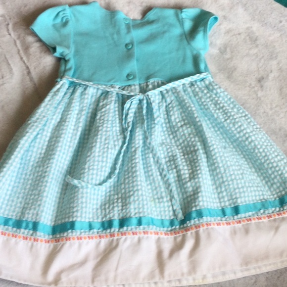 Adorable girls dress - Picture 5 of 6